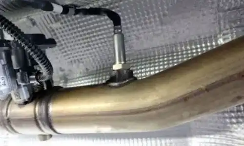 What does an NOx sensor do?